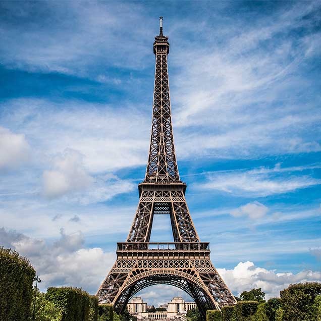 Eiffel-Tower-03